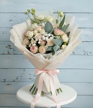 Букет цветов из:  Розы и Лизиантусы в Красный Яр Тульская область