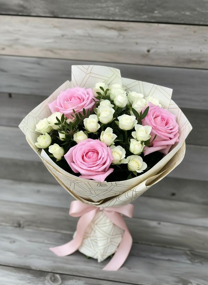 Букет цветов из: Розы в Красный Яр Тульская область