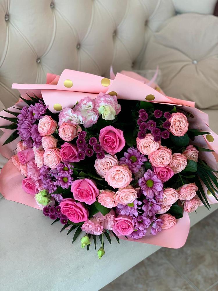 Букет цветов из: Хризантемы, Розы и Лизиантусы в Красный Яр Тульская область