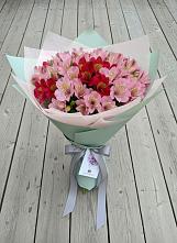 Букет цветов из:  Альстромерии в Красный Яр Тульская область