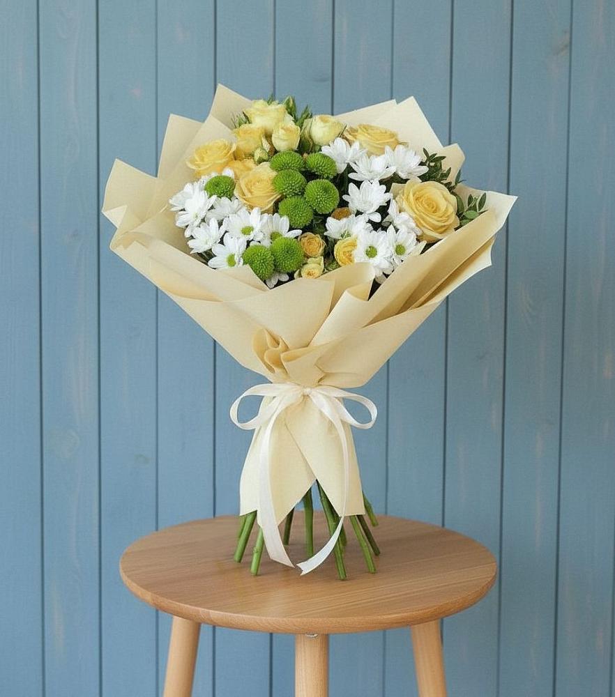 Букет цветов из: Хризантемы и Розы в Красный Яр Тульская область