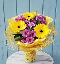 Букет цветов из:  Хризантемы и Герберы в Красный Яр Тульская область