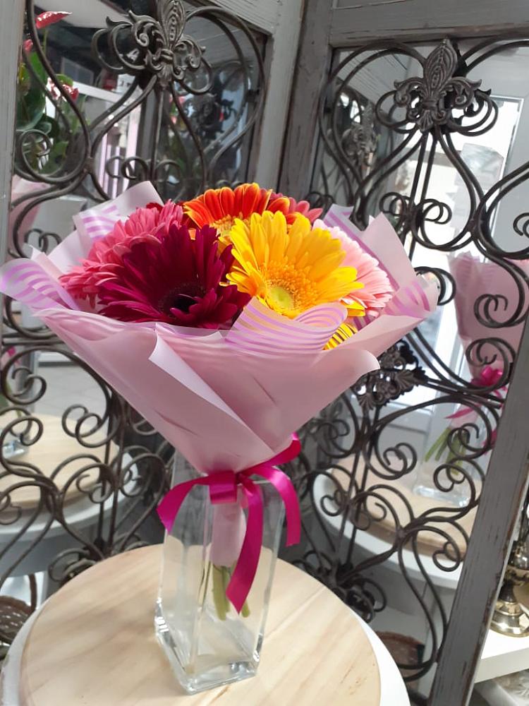 Букет цветов из: Герберы в Красный Яр Тульская область