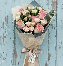Букет цветов из:  Розы в Красный Яр Тульская область