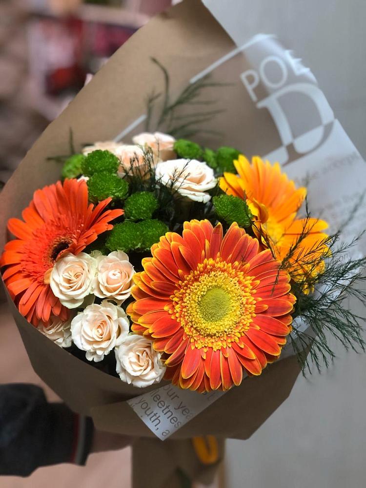 Букет цветов из: Герберы, Хризантемы и Розы в Красный Яр Тульская область