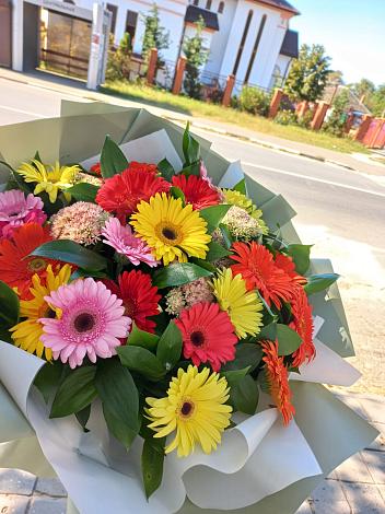 Букет цветов из: Герберы в Красный Яр Тульская область