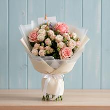Букет цветов из:  Розы в Красный Яр Тульская область