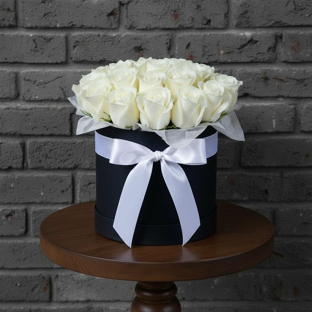 Цветочная композиция из Розы в шляпной коробке в Красный Яр Тульская область