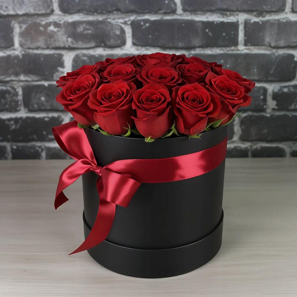 Цветочная композиция из Розы в шляпной коробке в Красный Яр Тульская область